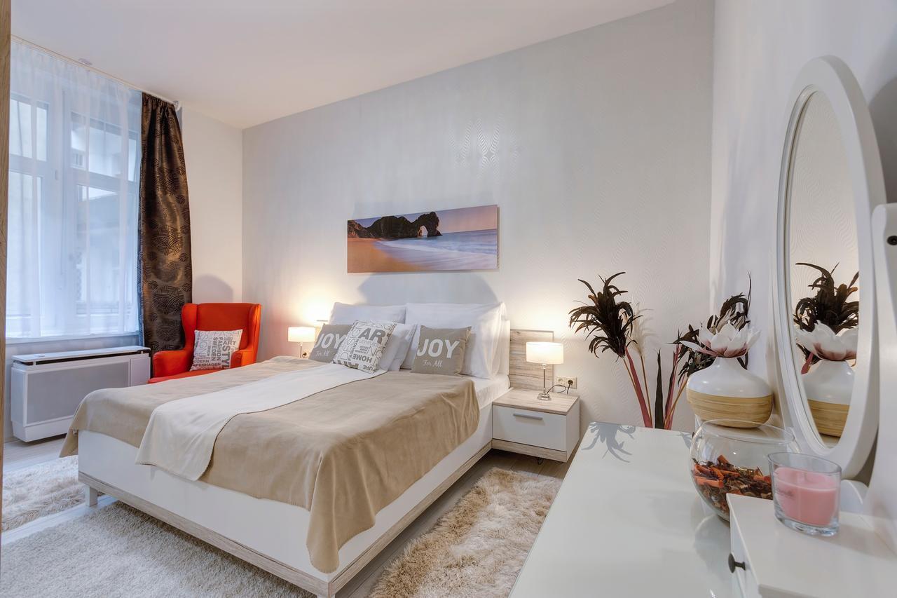 شقة بودابست  في Sweet Dreams At King Street Gold المظهر الخارجي الصورة