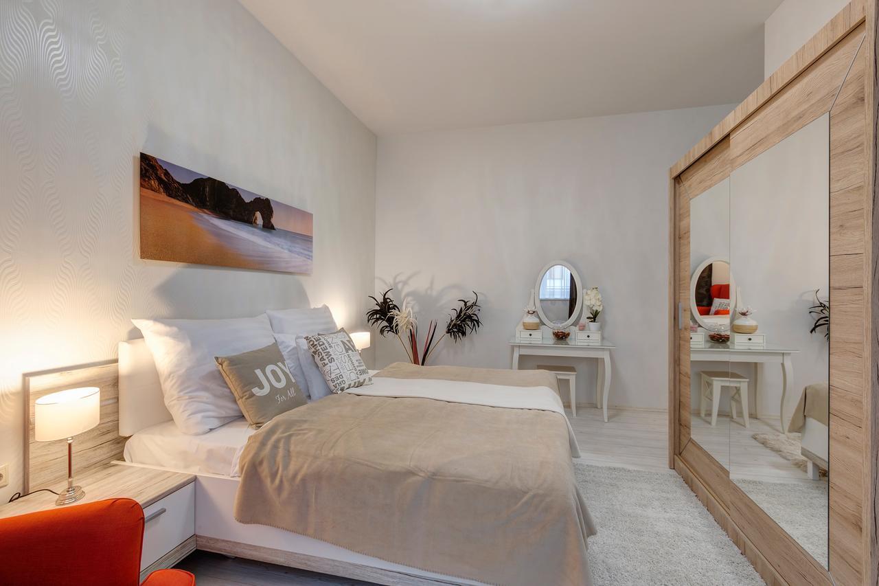 شقة بودابست  في Sweet Dreams At King Street Gold المظهر الخارجي الصورة